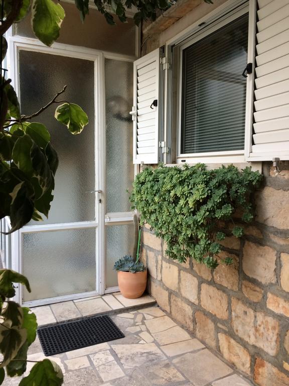 Apartment Get Supetar Exterior foto